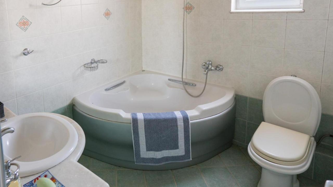 Dana'S Luxury Maisonette Волос Экстерьер фото